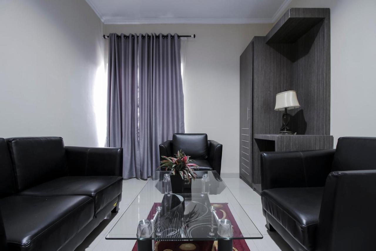 RedDoorz Plus Syariah @ Jalan Sriwijaya Medan Zewnętrze zdjęcie