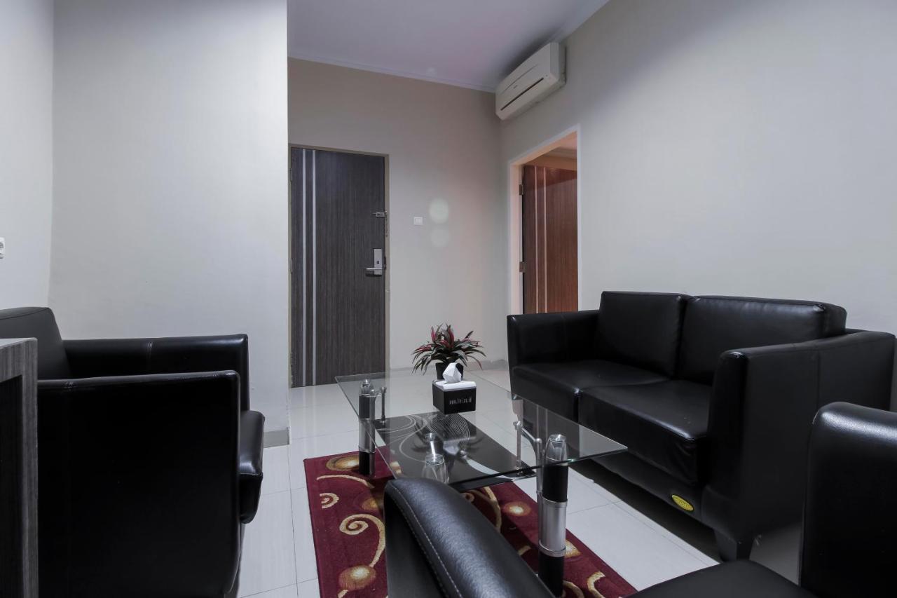 RedDoorz Plus Syariah @ Jalan Sriwijaya Medan Zewnętrze zdjęcie